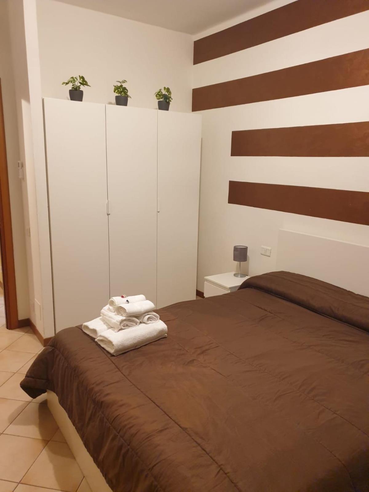 Salotto "900Strati" Hotel Bergamo Bagian luar foto